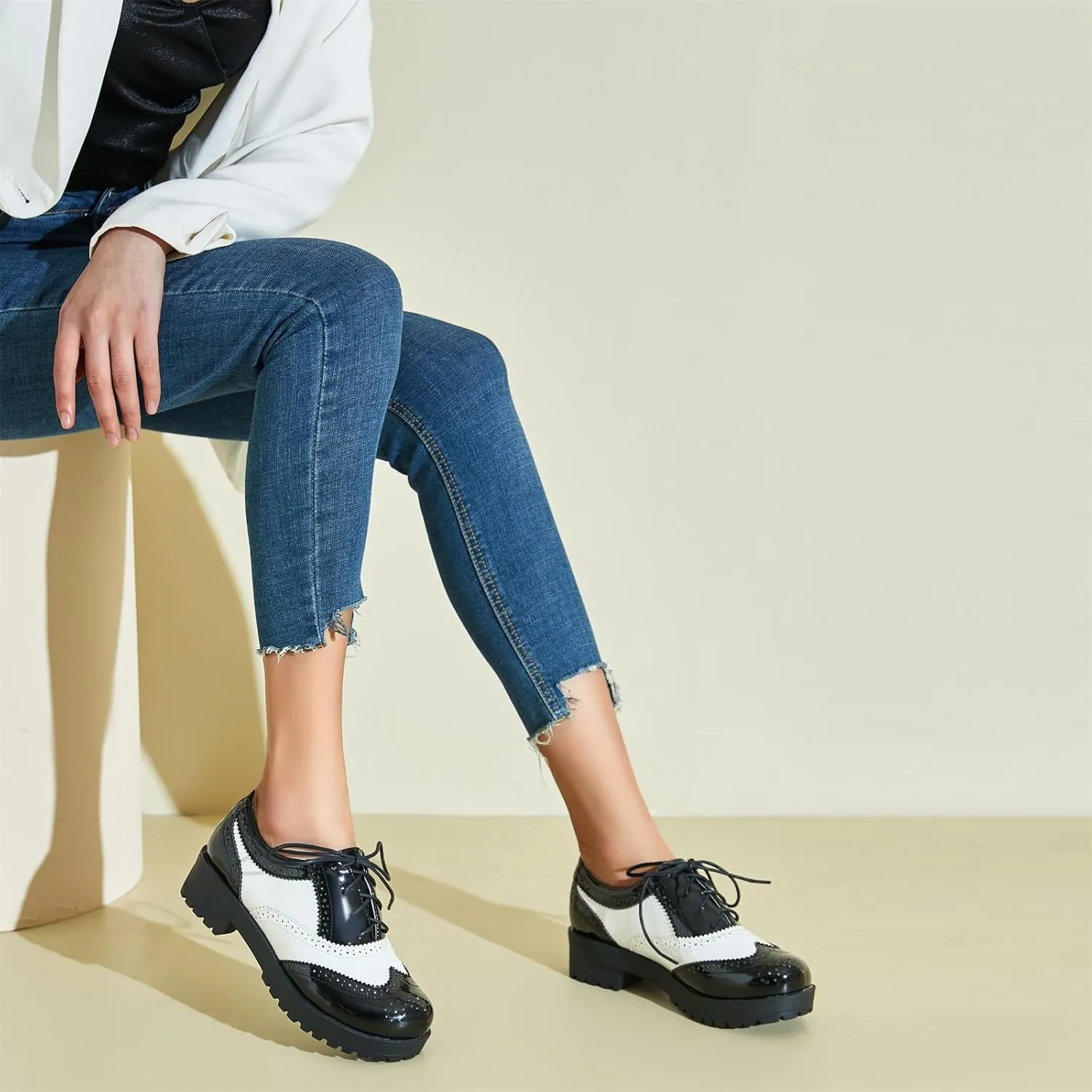 Betastella Women's Patent Leather Oxfords Chunky Heels Lace Up Brogue Shoes