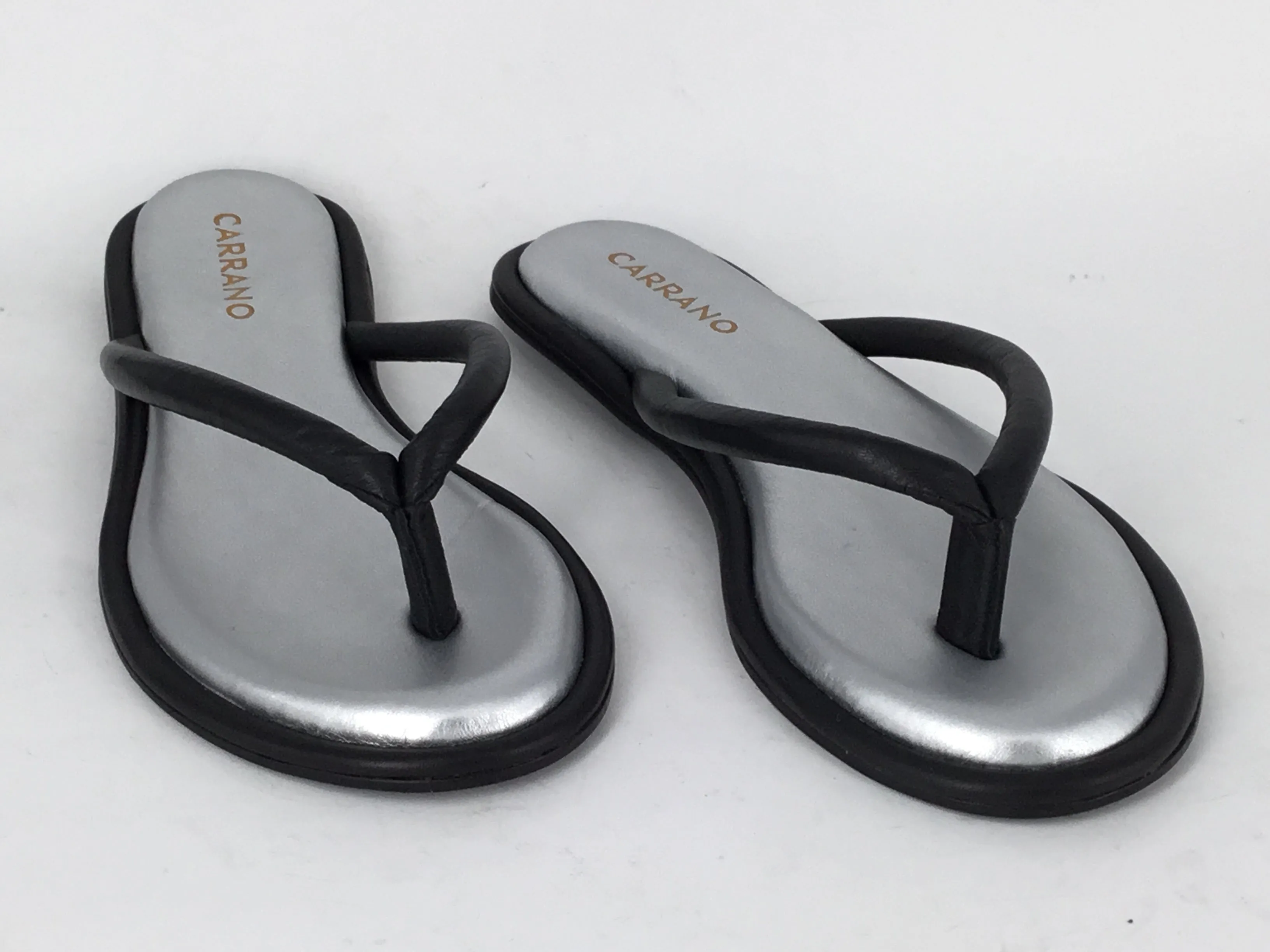 Carrano Favor available in 3 colours