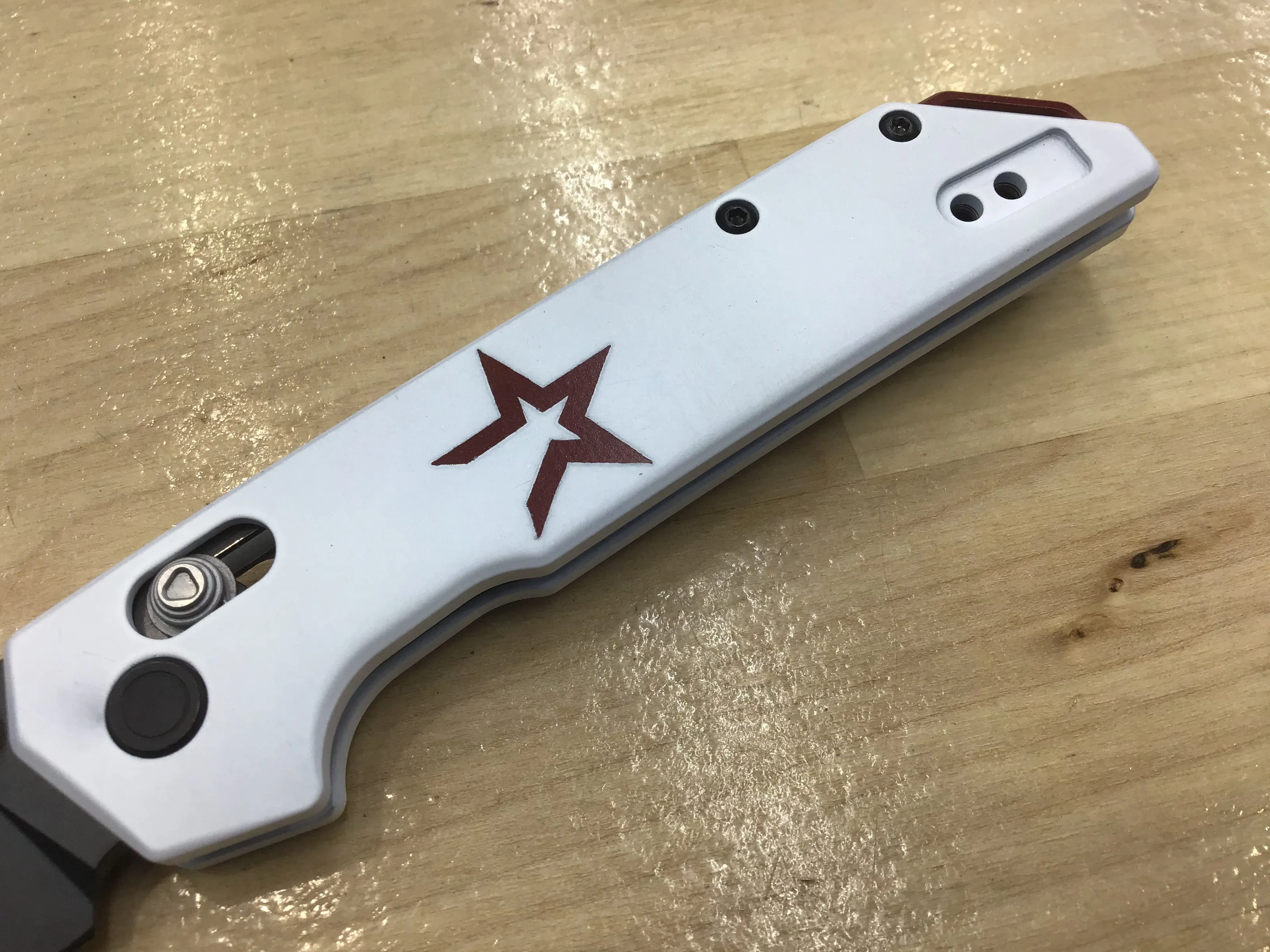 Custom Kershaw Iridium Astros 1990’s Theme D2 Blade Black Cerakote White  Cerakoted Aluminum Handle