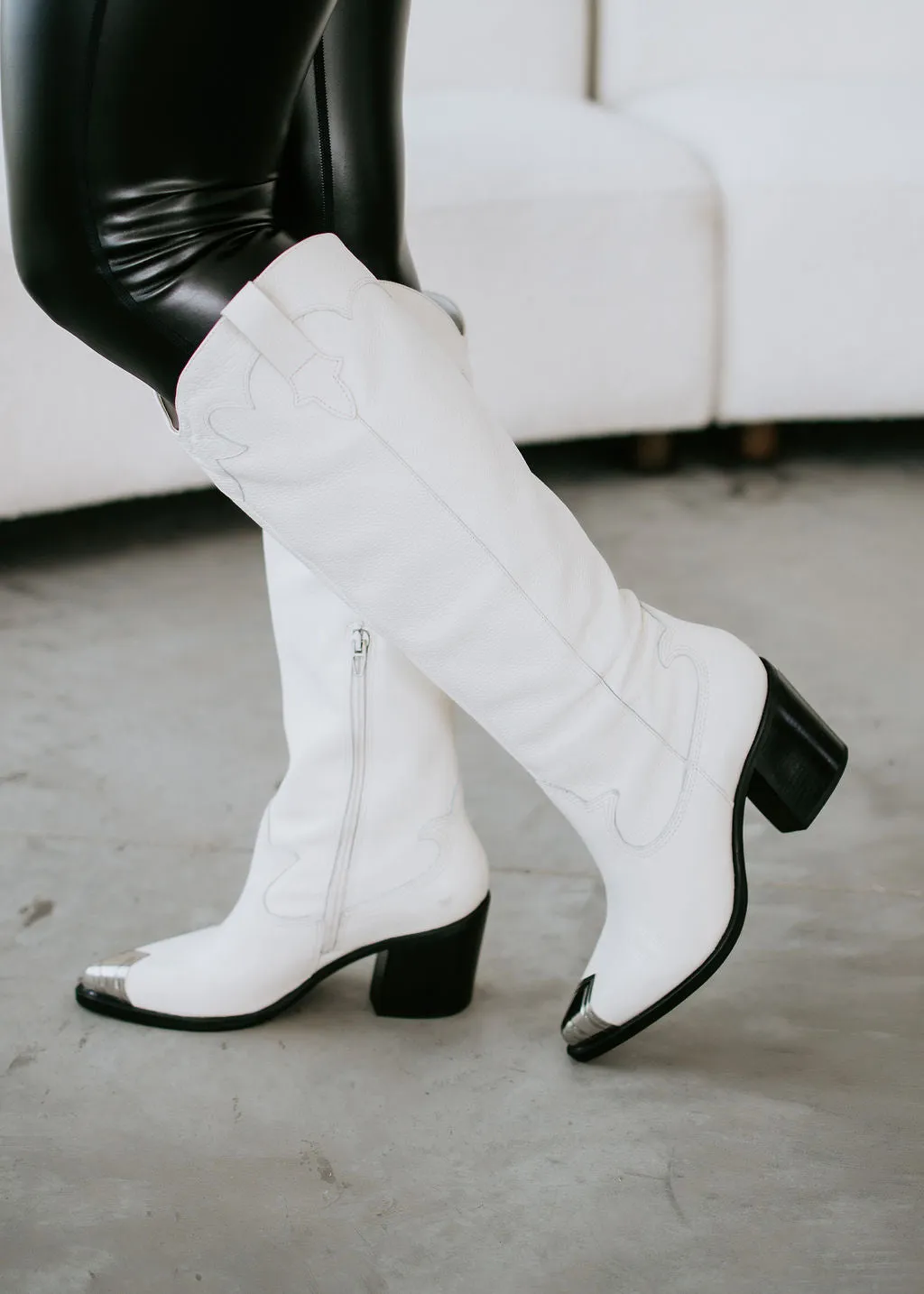 Dolce Vita Kamryn Boots
