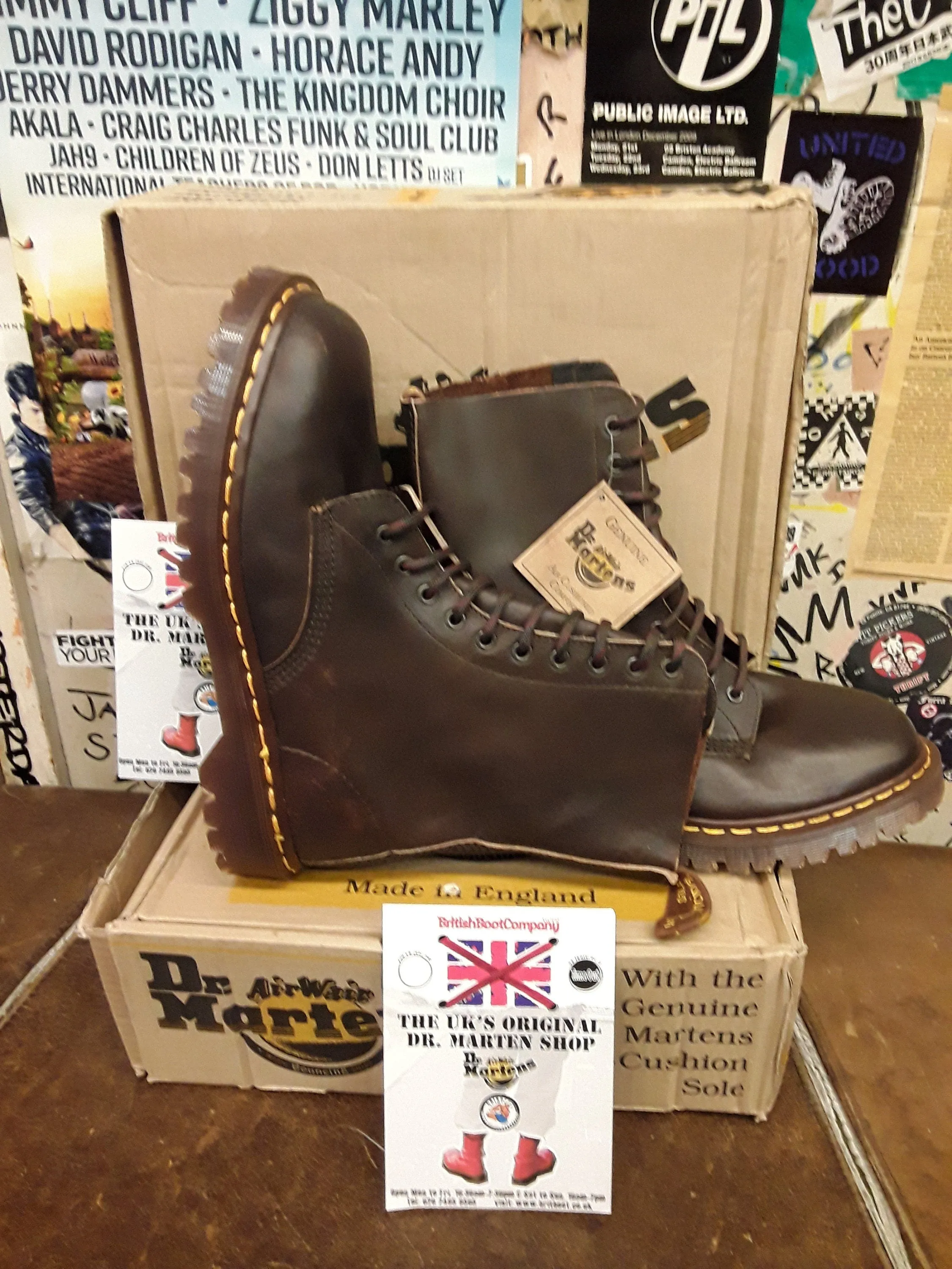 Dr Martens 1490 Tan Greasy 10 Hole Made in England Size 7