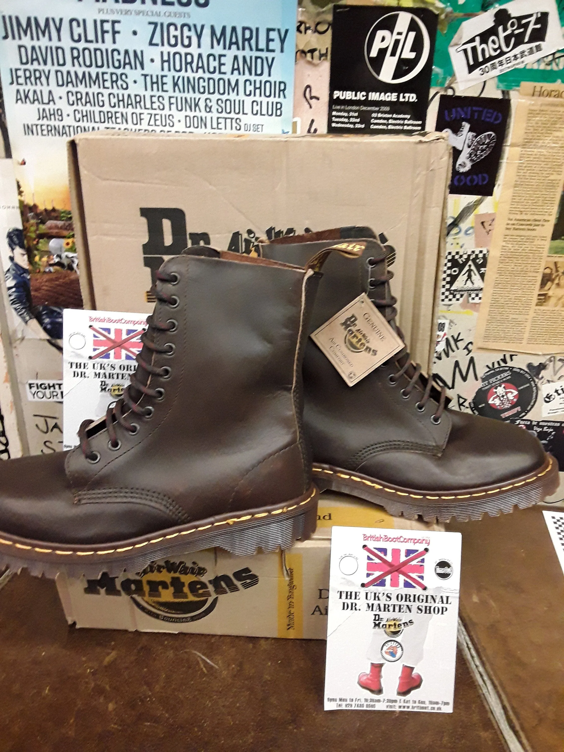 Dr Martens 1490 Tan Greasy 10 Hole Made in England Size 7