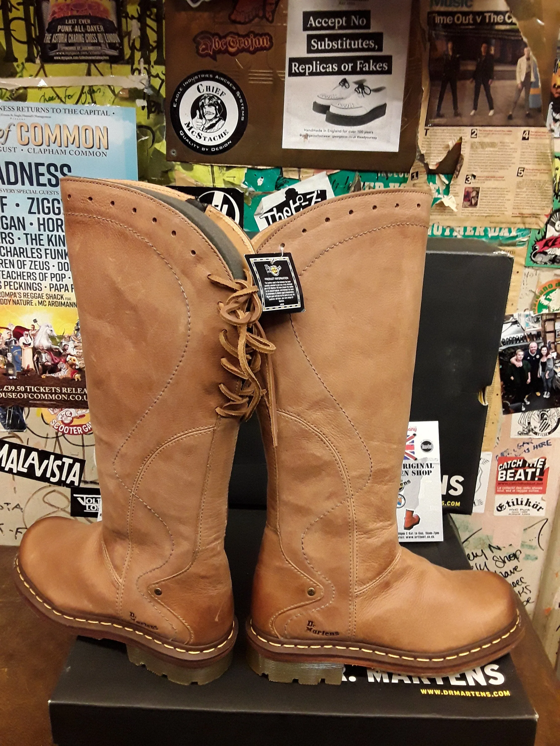 Dr Martens Boots / Slate Hi Peanut Brown Leather / Various Sizes