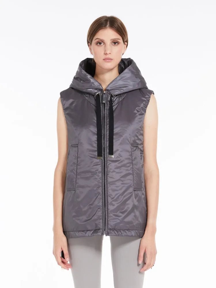 grey short gilet in water-resistant