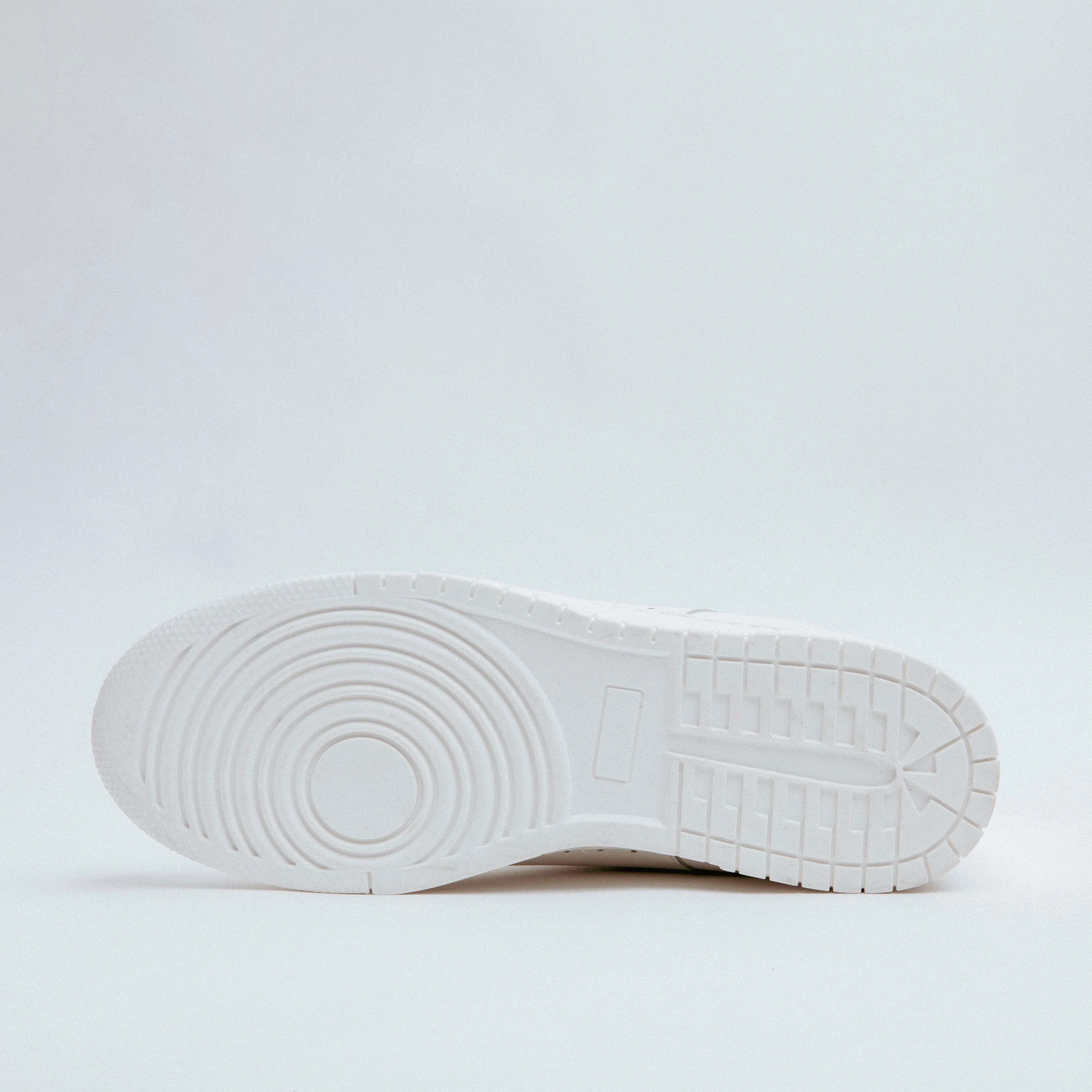 High Court White Sneaker