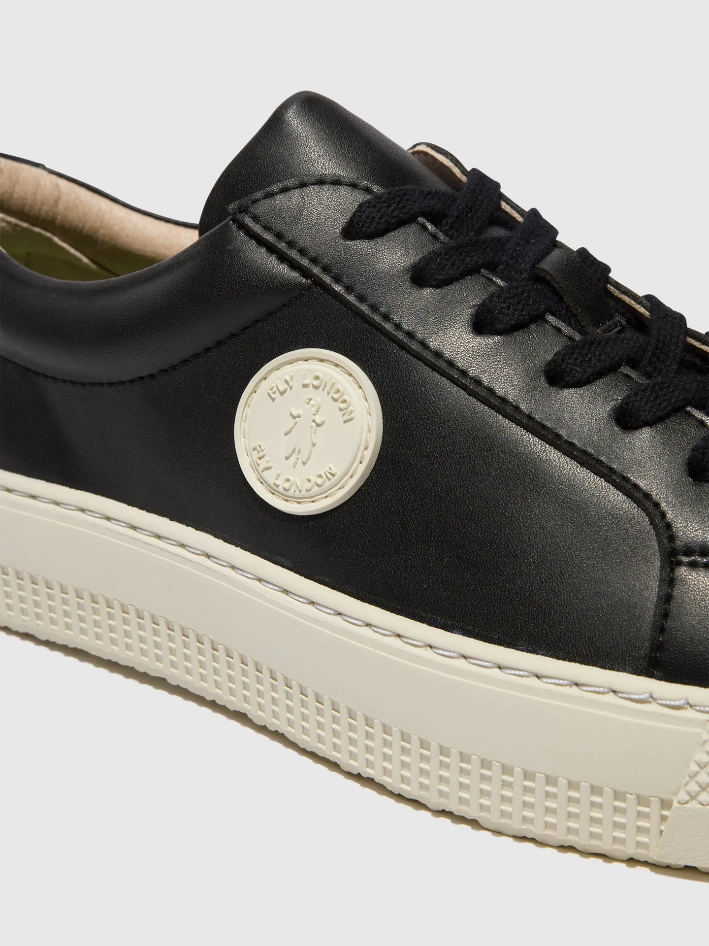 Lace-up Trainers TAFA587FLY BLACK