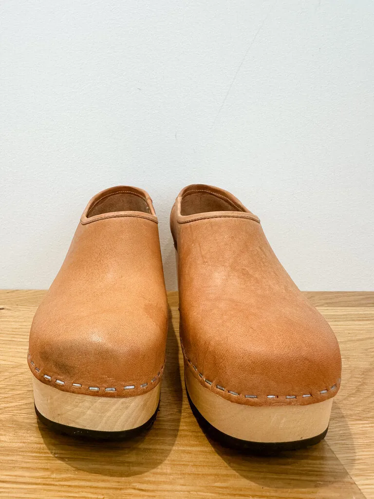 Leather Clog Shoes