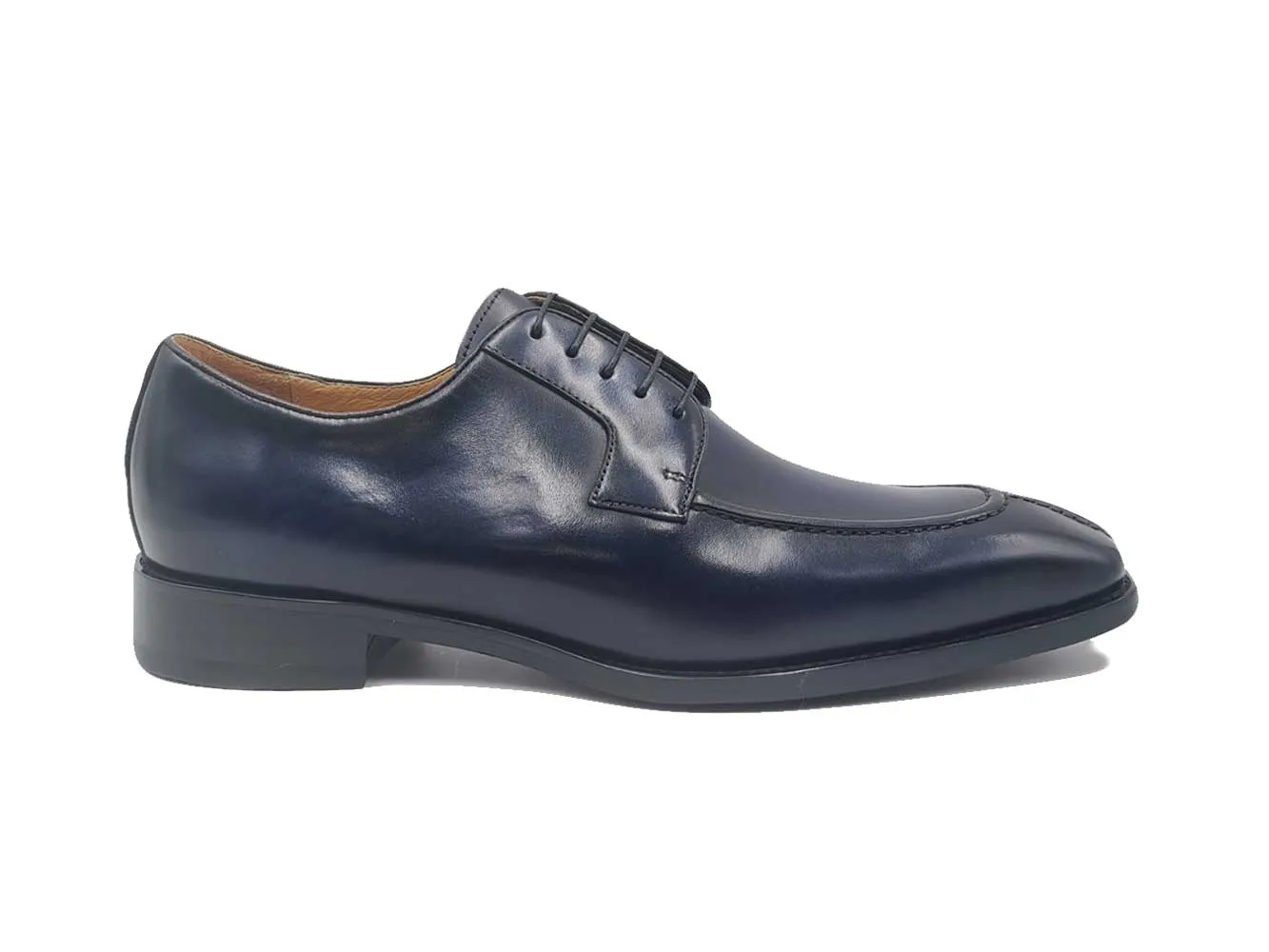 Moc Toe Oxford in Leather Sole