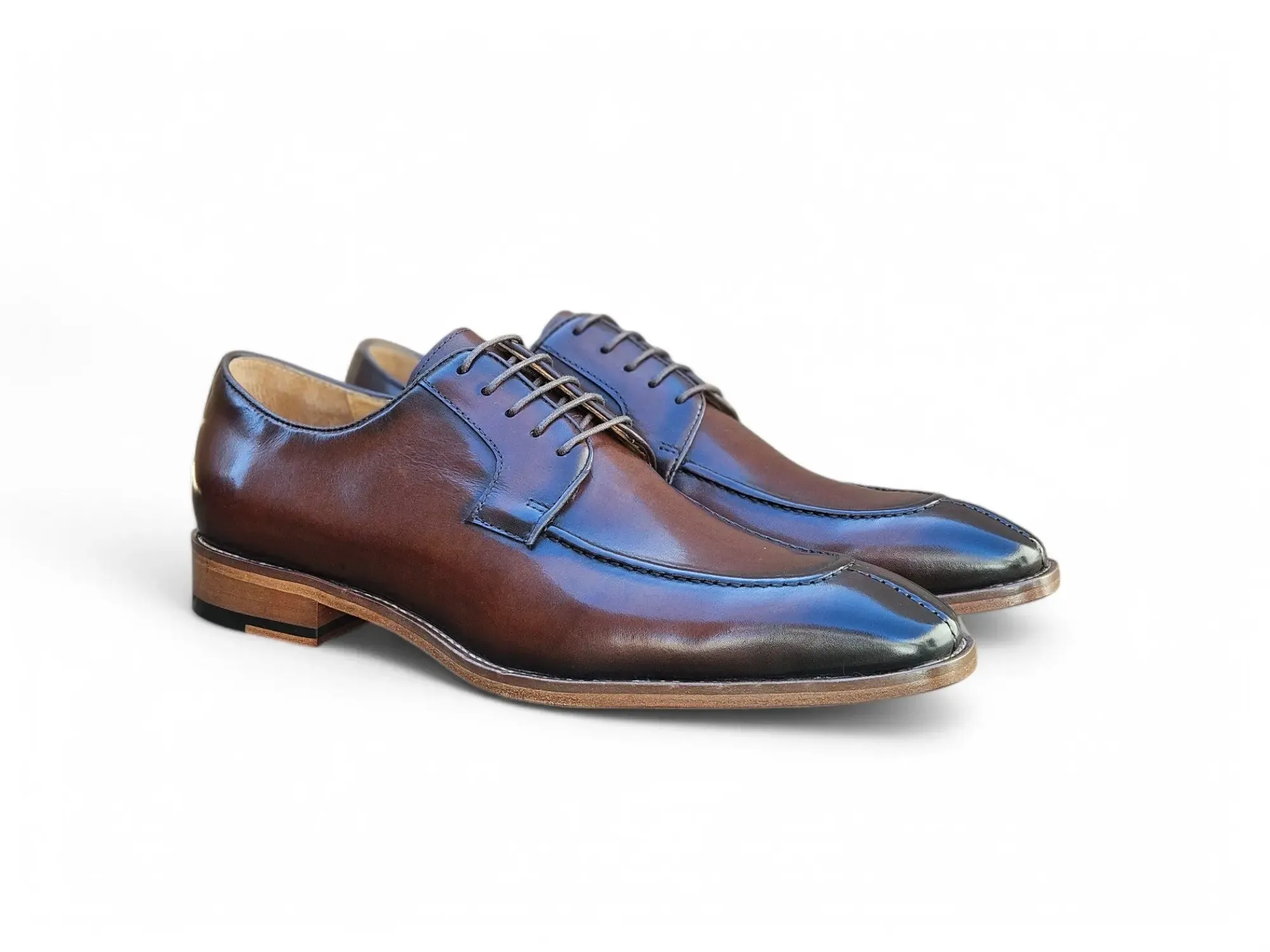 Moc Toe Oxford in Leather Sole