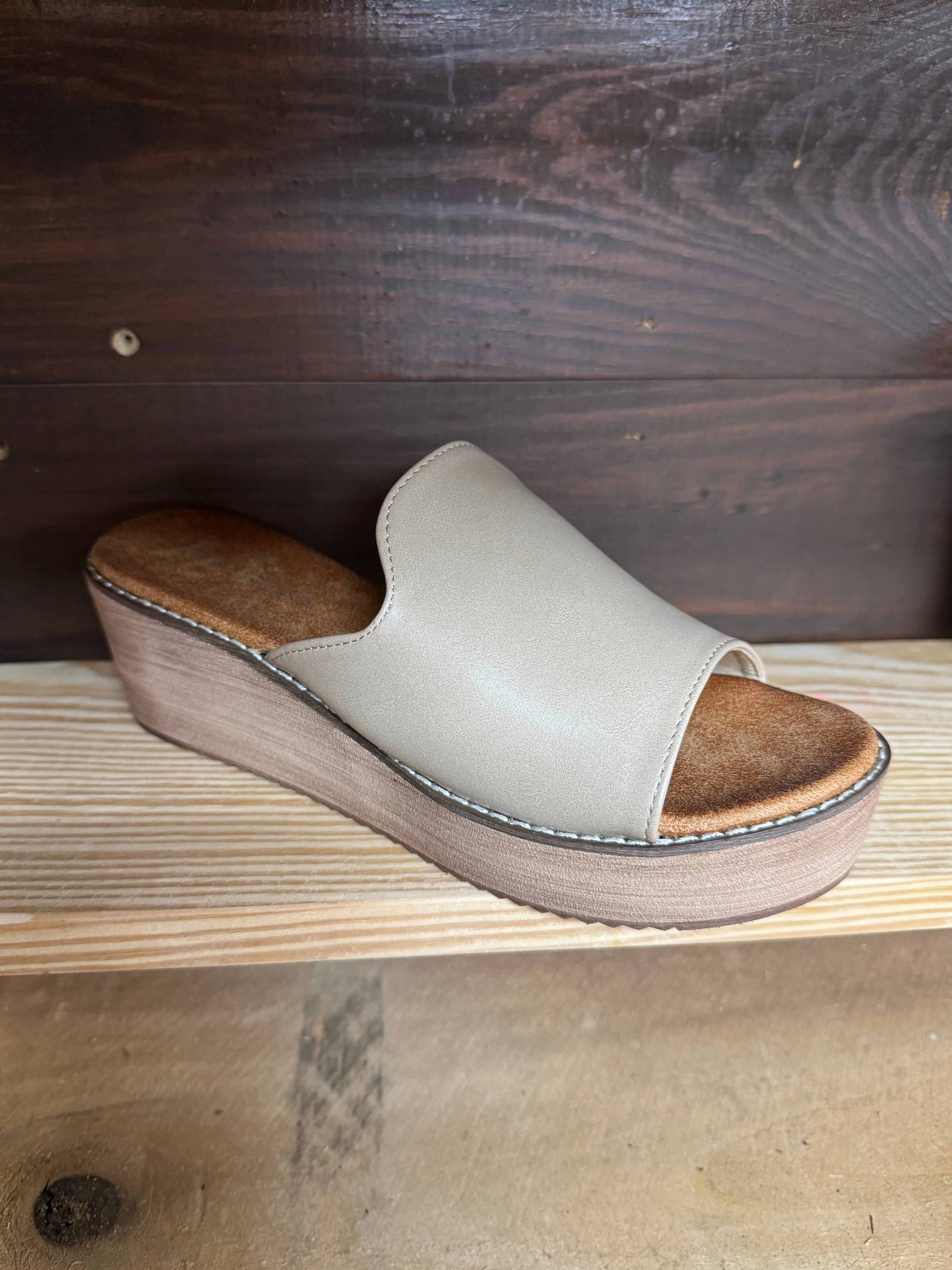 Pierre Dumas Elba-1 Wedge Sandal
