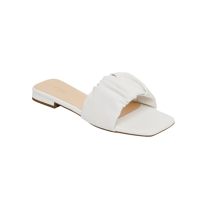 Ruched Smart Slide Sandal BCM 115