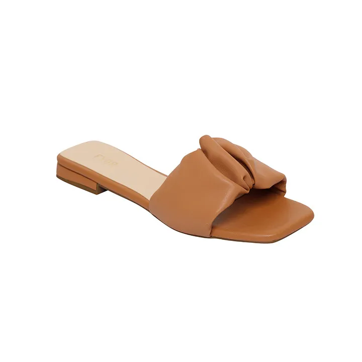 Ruched Smart Slide Sandal BCM 115