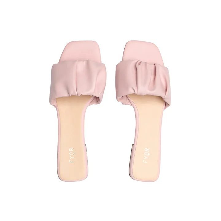 Ruched Smart Slide Sandal BCM 115