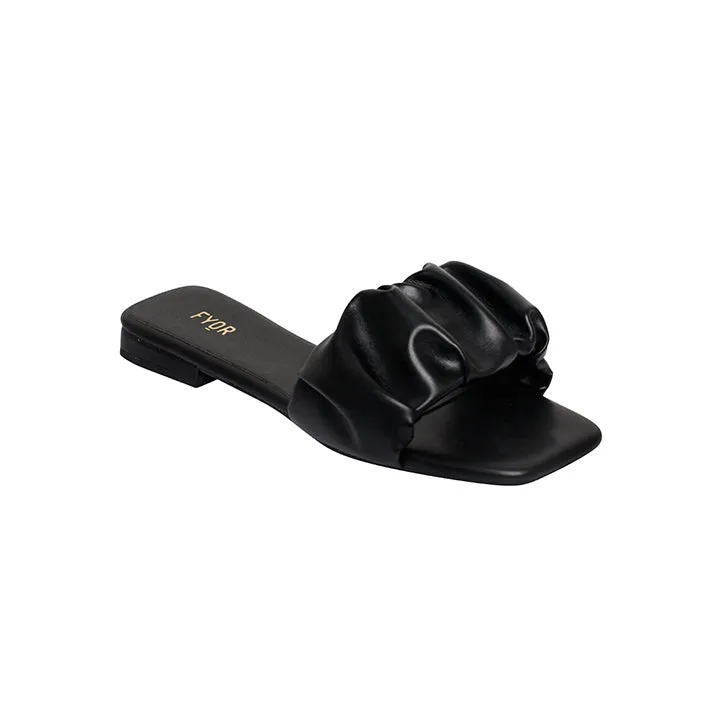 Ruched Smart Slide Sandal BCM 115