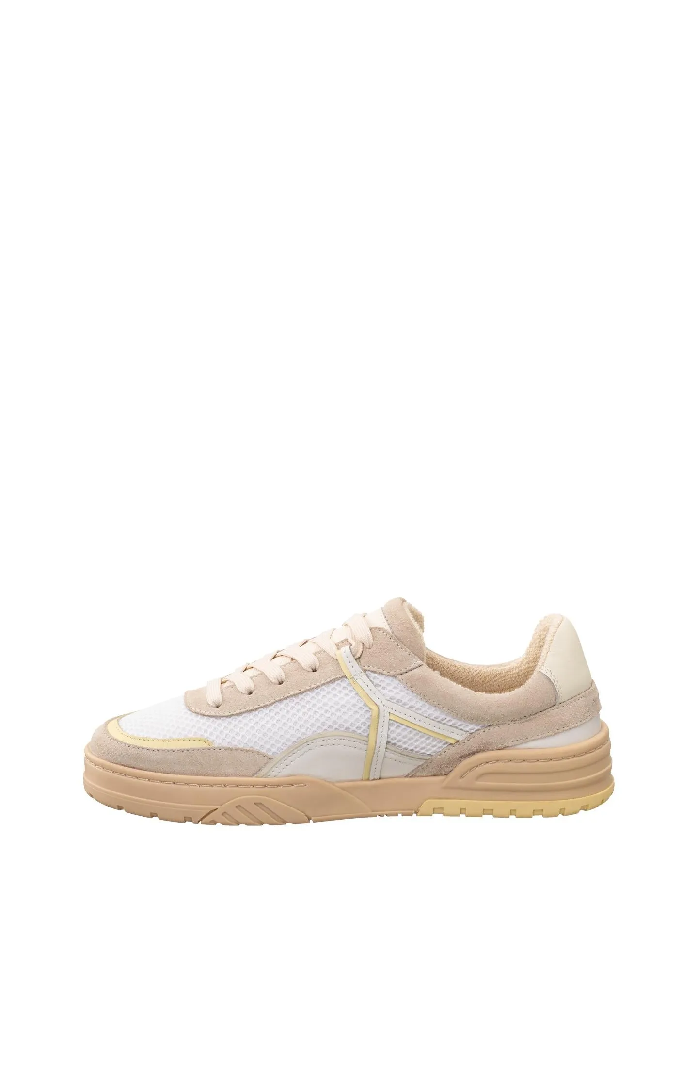 Sneakers with contrasting colors