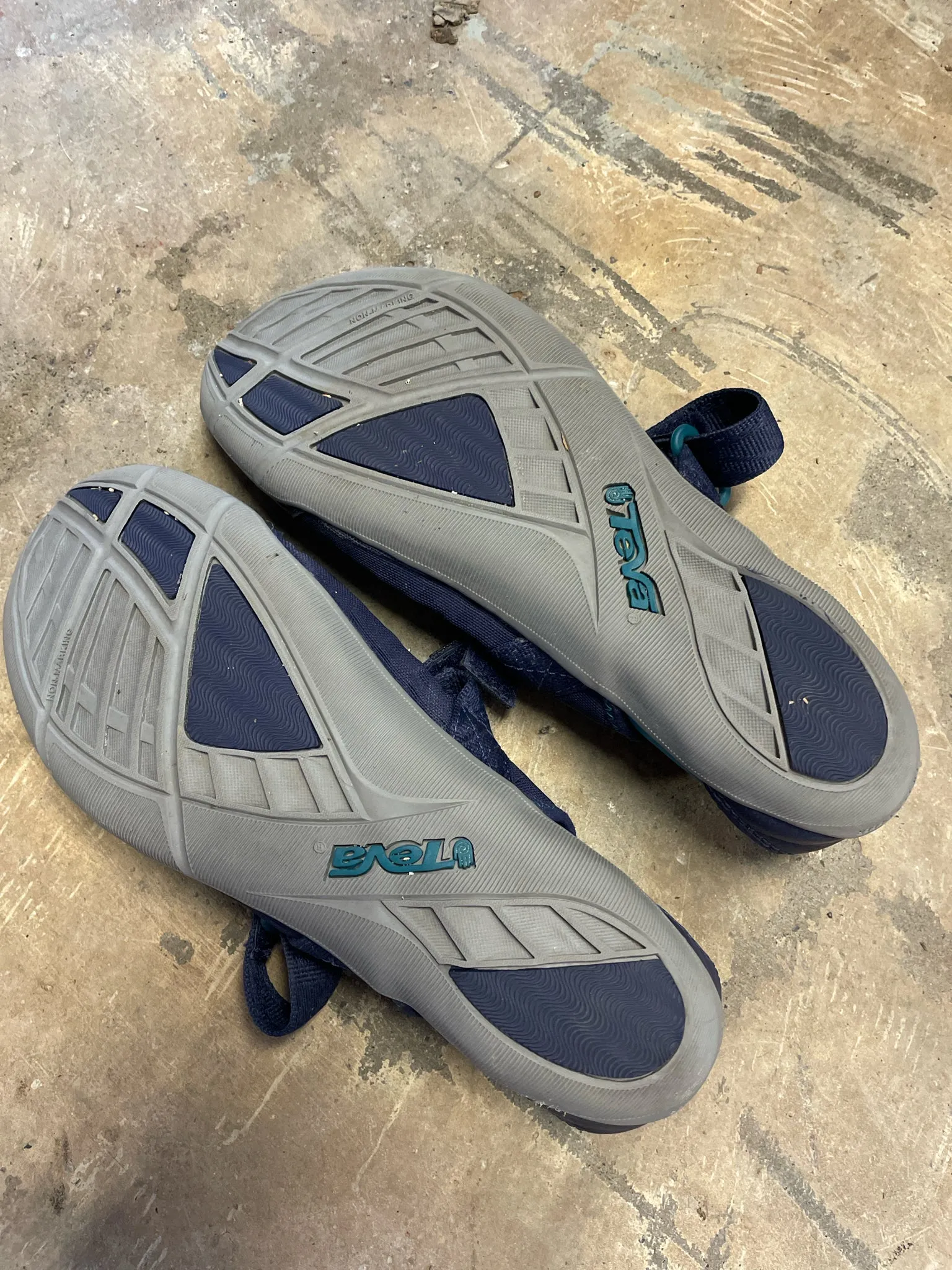 Teva Northwater Gore Strap Mary Janes Women's 8