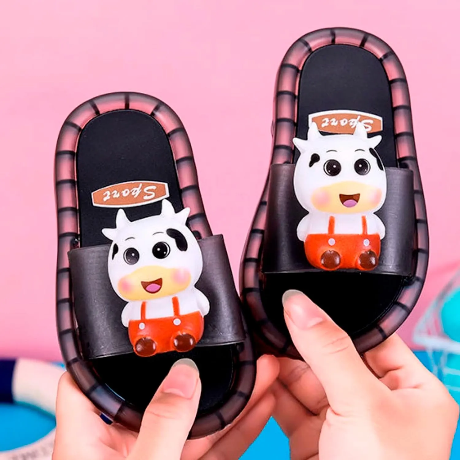 Toddler Girls Boys Light Up Slippers 2025 Summer Stylish Cute Cartoon Animal Luminous Slides Open Toe Slip On Sandal