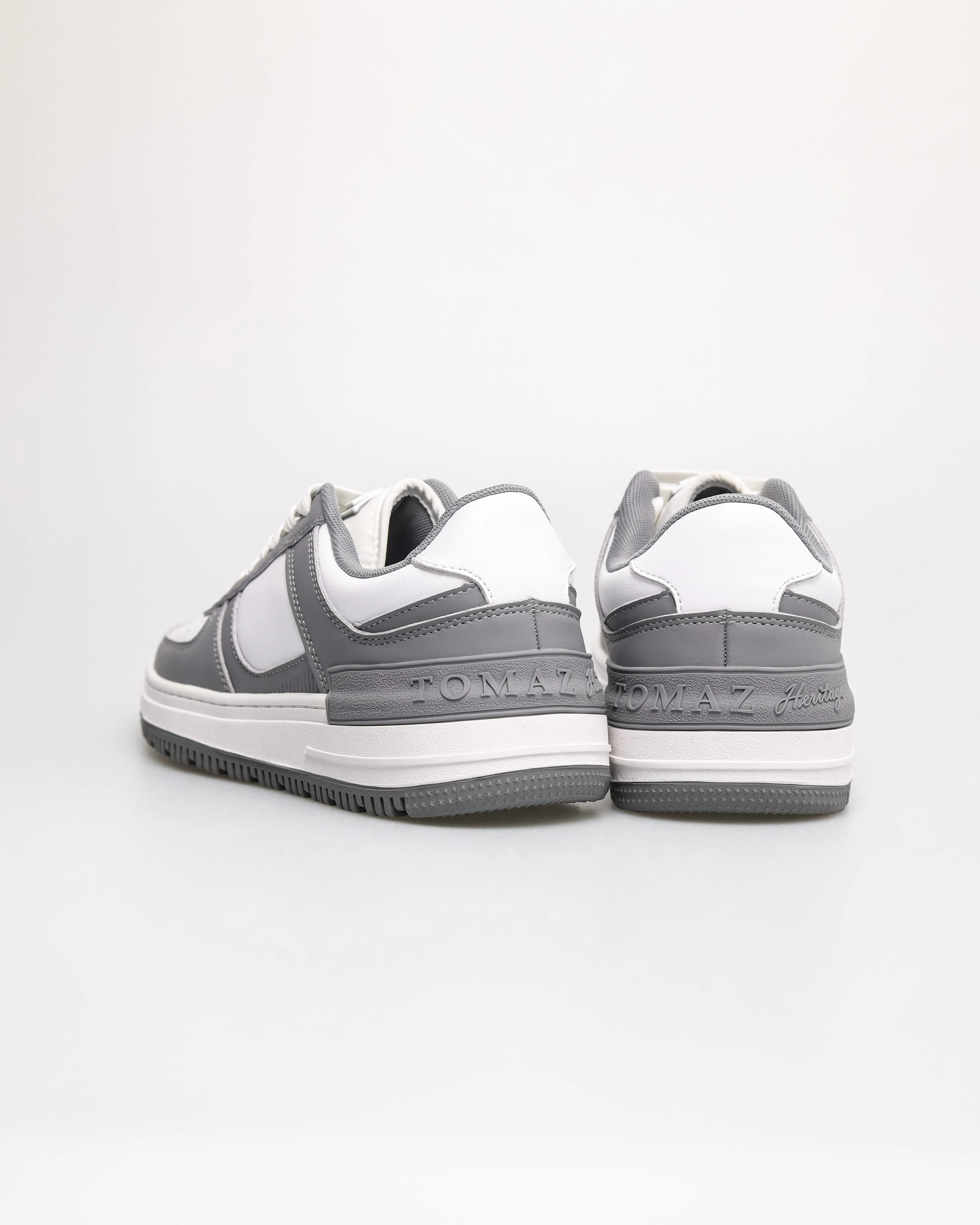Tomaz C675M Men's Modern Stride Sneakers